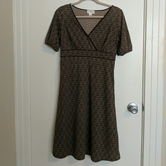 Loft Dress - Picture 2 of 3